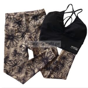 Conjunto deportivo crema (S-M)