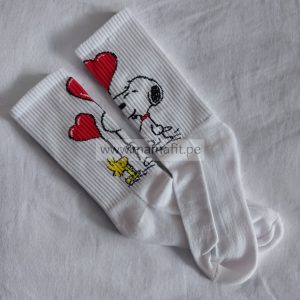 Medias deportivas corazón snoopy